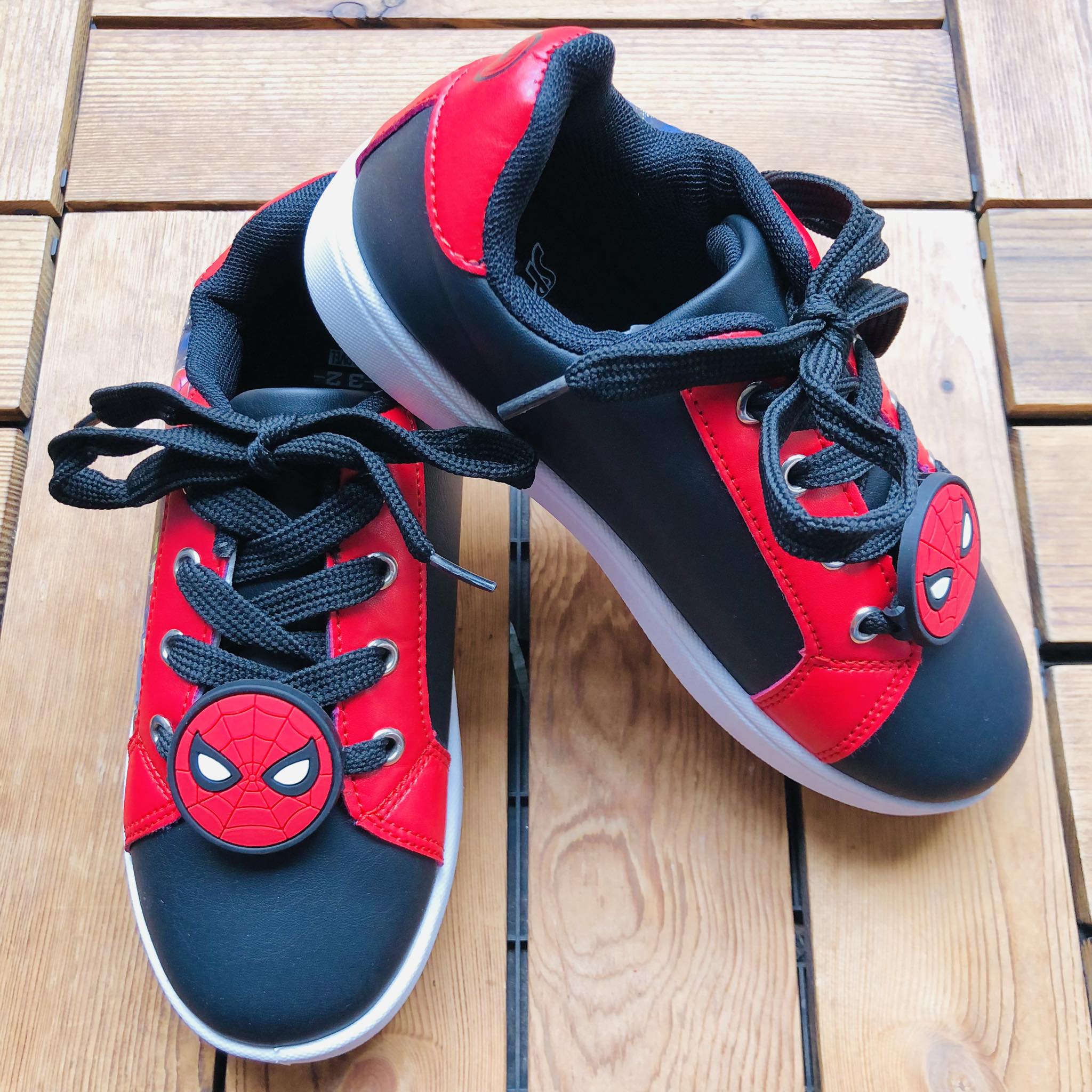 140015 Spiderman