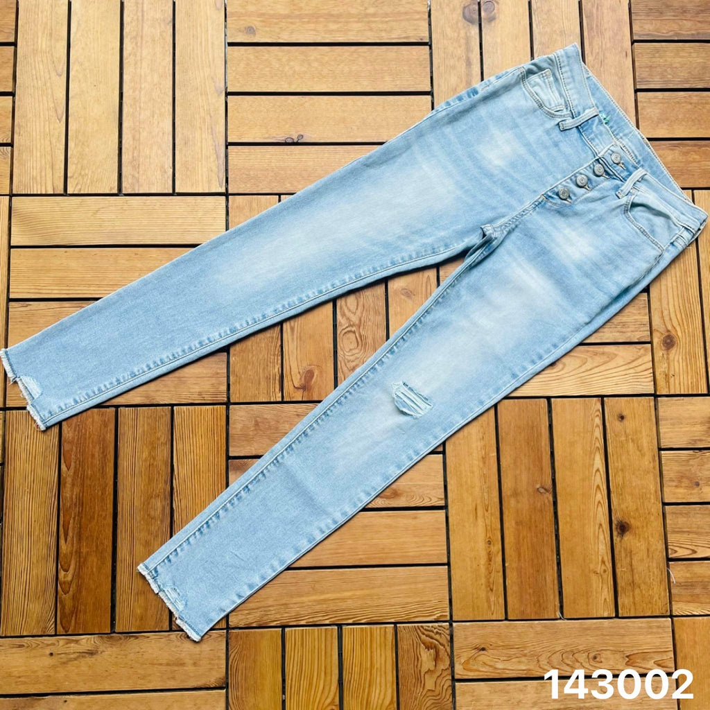 143002 Old Navy (RIPPED)