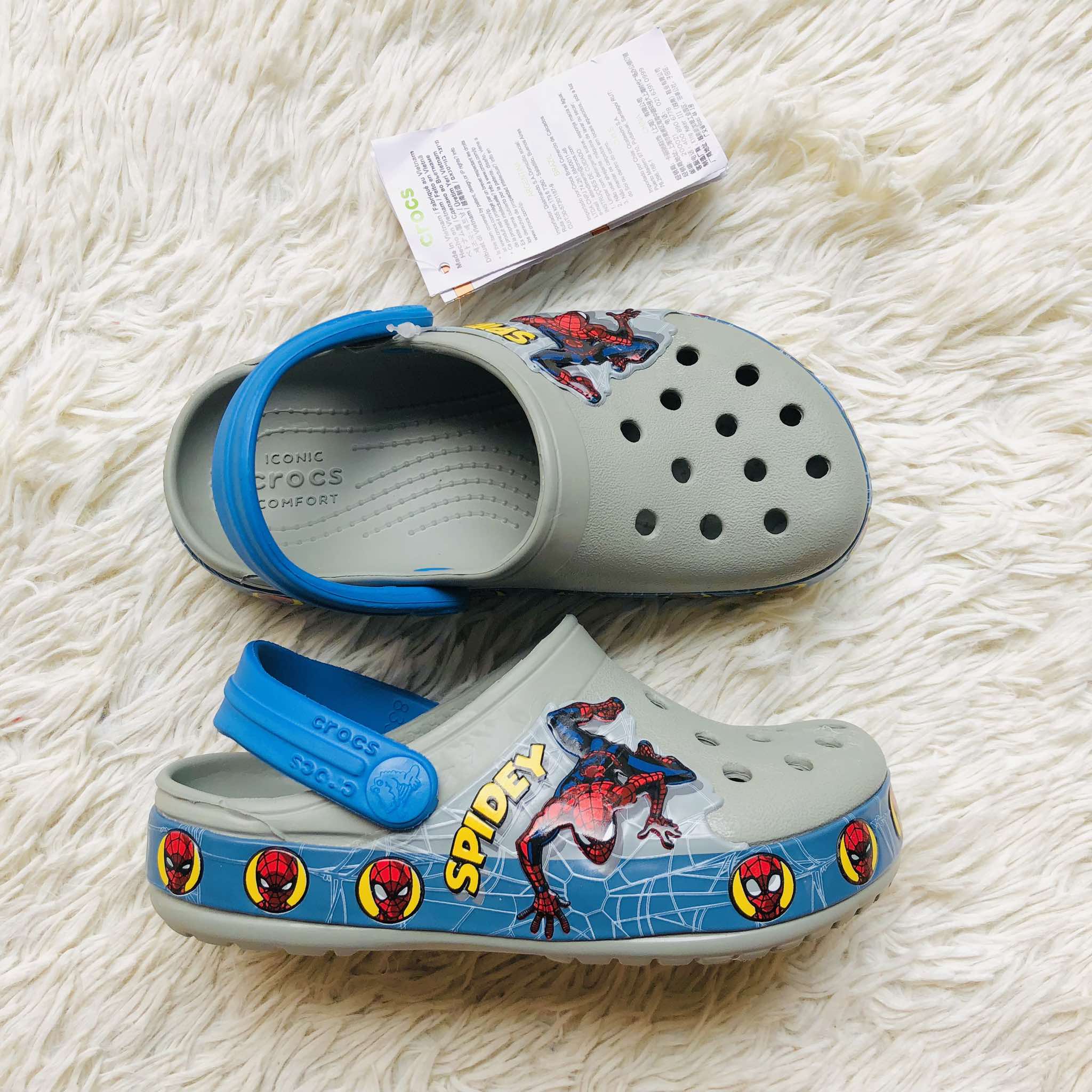 159042 Crocs