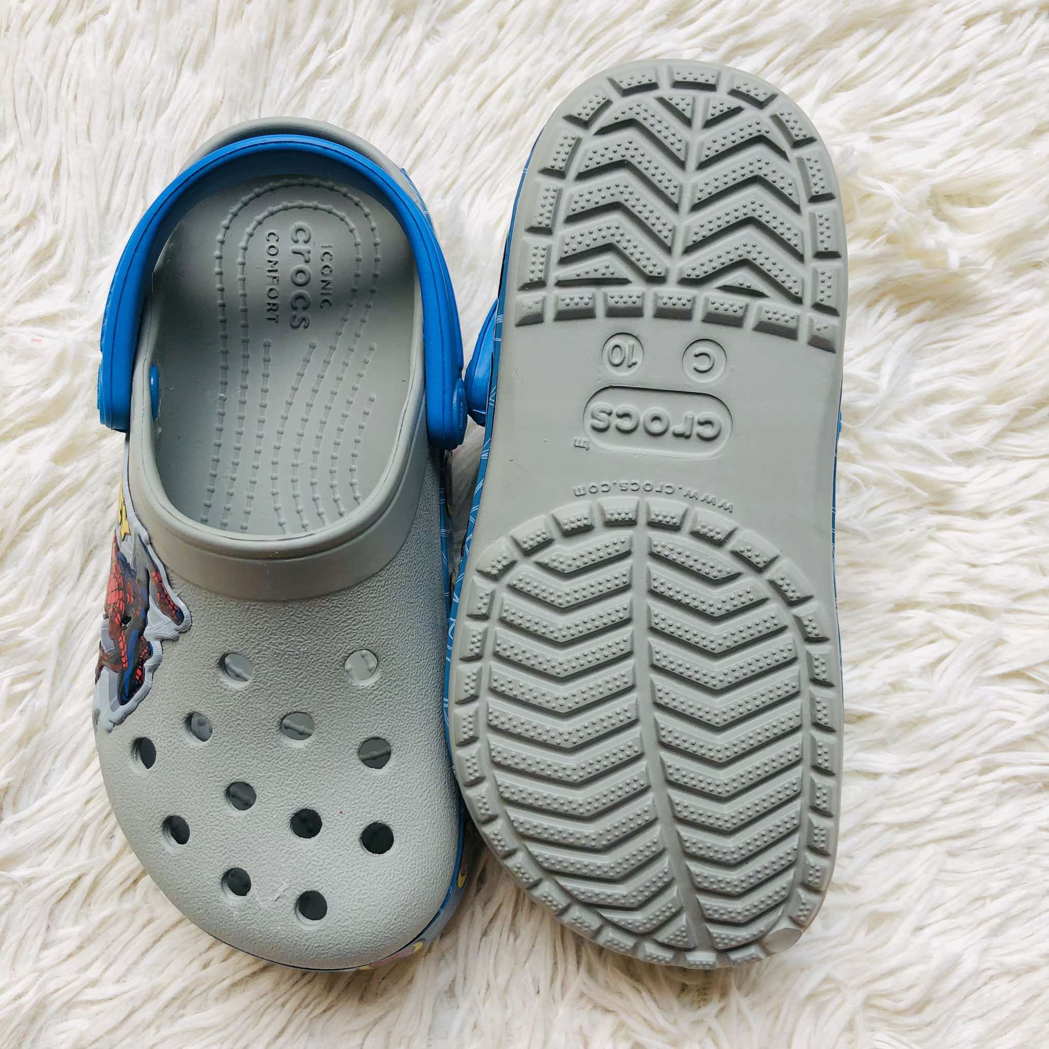 159042 Crocs