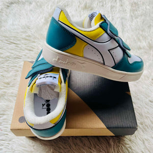 162010 Diadora