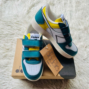 162010 Diadora