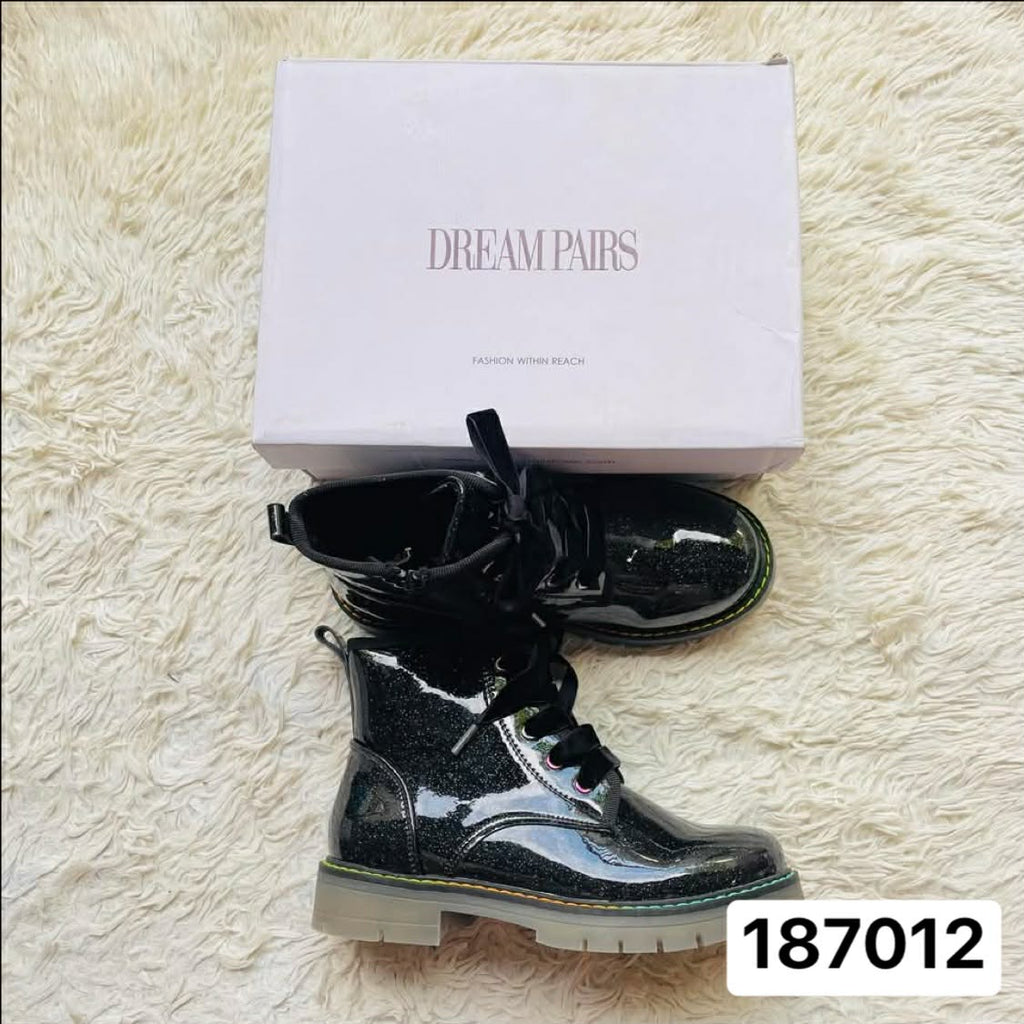 187012 Dream Pairs