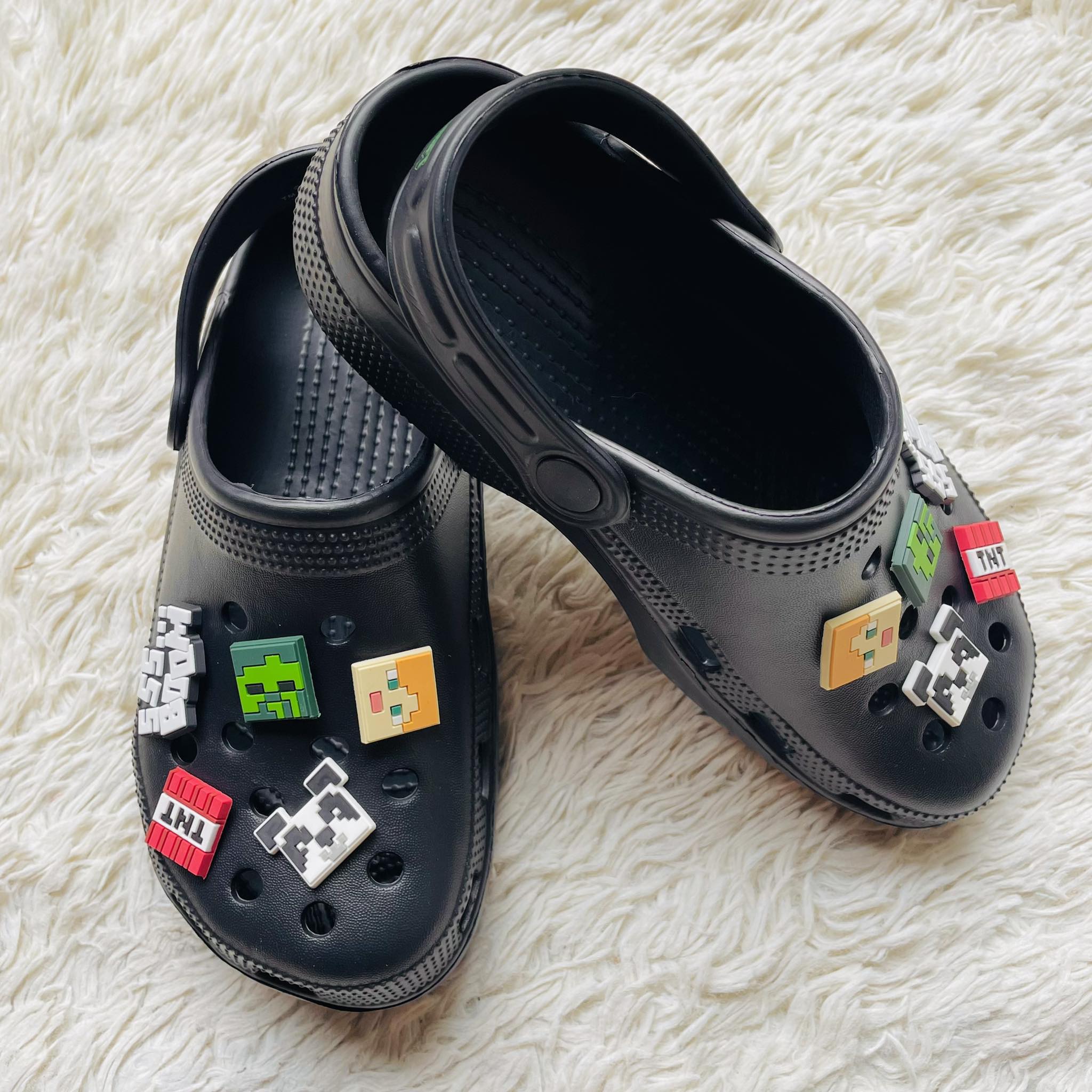 191004 Minecraft Clogs – Samantha's Closet PH